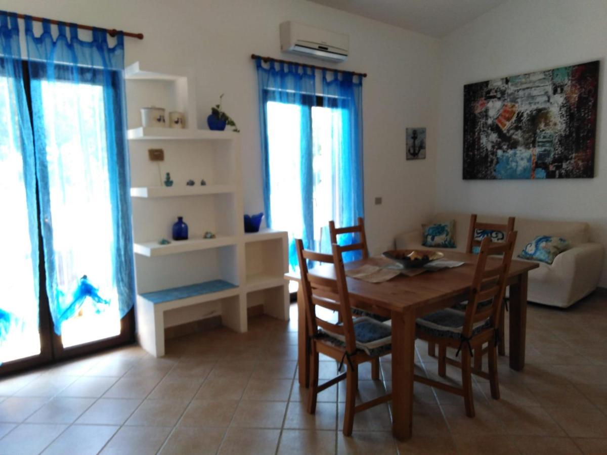 Villa Panoramica Immersa Nel Verde Porto Pino Eksteriør billede